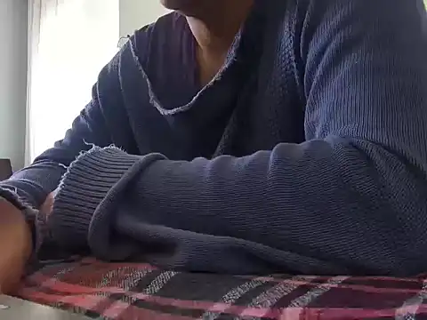 Snapshot of ALPHANDRE chatting on 8, 5, 2026 ALPHANDRE online show from 8, 5, 2026
