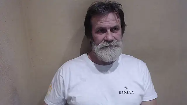 Snapshot of AlexNudo chatting on 6, 2, 2025 AlexNudo online show from 6, 2, 2025