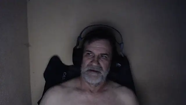 Snapshot of AlexNudo chatting on 22, 9, 2025 AlexNudo online show from 22, 9, 2025