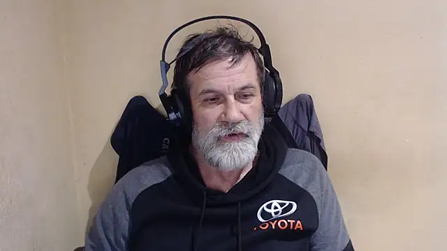 Snapshot of AlexNudo chatting on 22, 10, 2025 AlexNudo online show from 22, 10, 2025