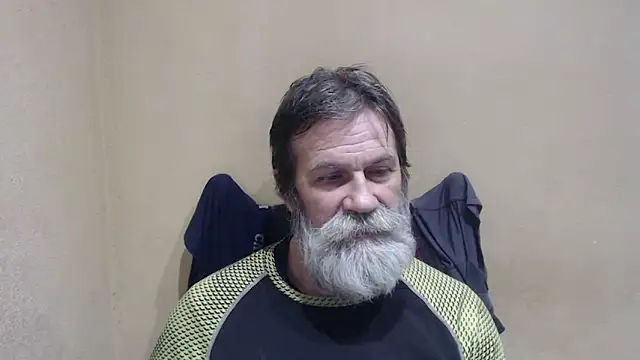 Snapshot of AlexNudo chatting on 21, 12, 2025 AlexNudo online show from 21, 12, 2025