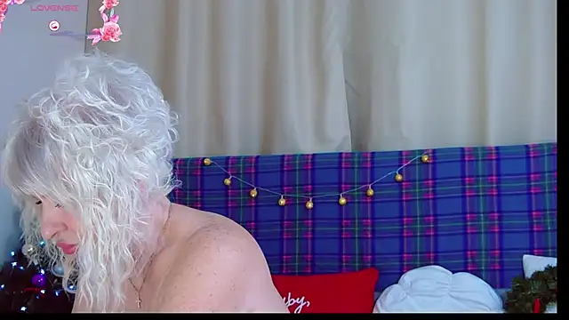 Barbie Blond  online show from 20, 12, 2025