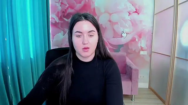 Snapshot of Roxie_Bradley chatting on 9, 1, 2025 Roxie Bradley online show from 9, 1, 2025