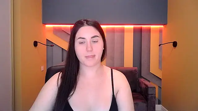 Snapshot of Roxie_Bradley chatting on 8, 2, 2025 Roxie Bradley online show from 8, 2, 2025