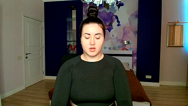 Snapshot of Roxie_Bradley chatting on 19, 2, 2025 Roxie Bradley online show from 19, 2, 2025