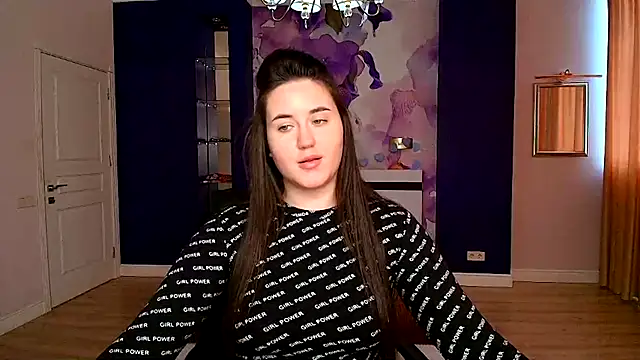 Snapshot of Roxie_Bradley chatting on 15, 3, 2025 Roxie Bradley online show from 15, 3, 2025