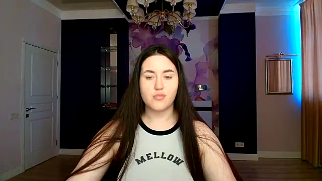 Snapshot of Roxie_Bradley chatting on 21, 3, 2025 Roxie Bradley online show from 21, 3, 2025