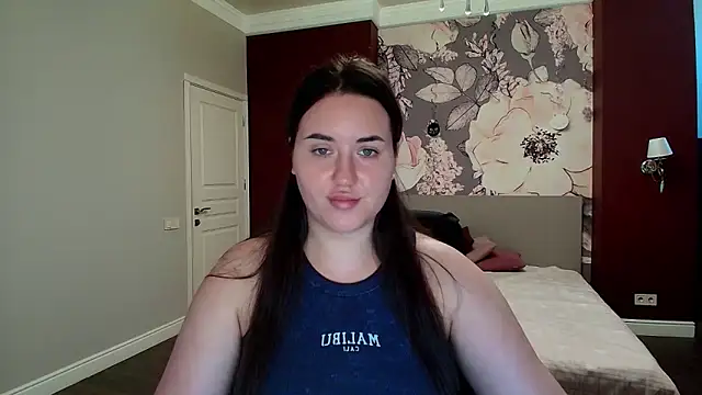 Snapshot of Roxie_Bradley chatting on 23, 9, 2025 Roxie Bradley online show from 23, 9, 2025