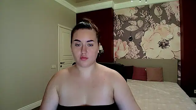 Snapshot of Roxie_Bradley chatting on 30, 9, 2025 Roxie Bradley online show from 30, 9, 2025