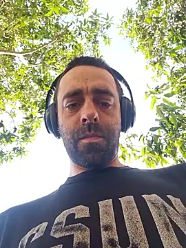 Snapshot of BigDickRickyB69 chatting on 10, 11, 2025 BigDickRickyB69 online show from 10, 11, 2025