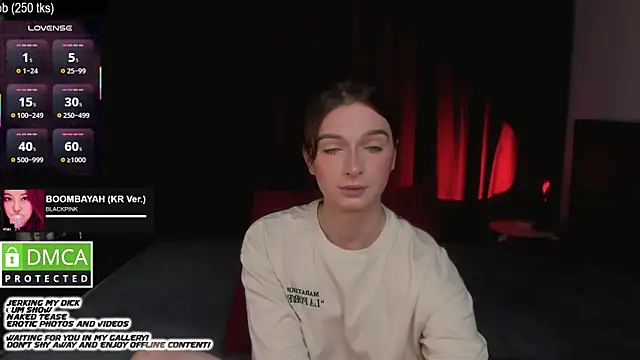 Snapshot of Lee_Loo chatting on 14, 9, 2025 Lee Loo online show from 14, 9, 2025