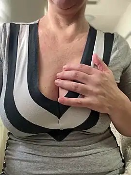 sweetmystery1 online show from 2, 3, 2025