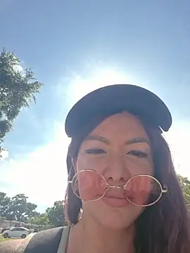 CharletteWebb online show from 28, 6, 2026