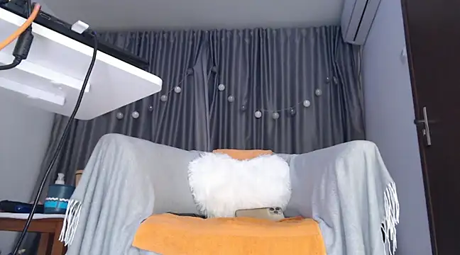 Snapshot of Babe_Licious chatting on 29, 1, 2025 Babe Licious online show from 29, 1, 2025