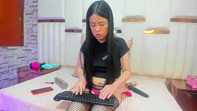 Snapshot of ArianaSmith69 chatting on 12, 2, 2025 ArianaSmith69 online show from 12, 2, 2025