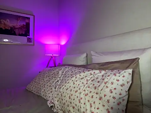 Snapshot of _sloane chatting on 18, 12, 2025 sloane online show from 18, 12, 2025