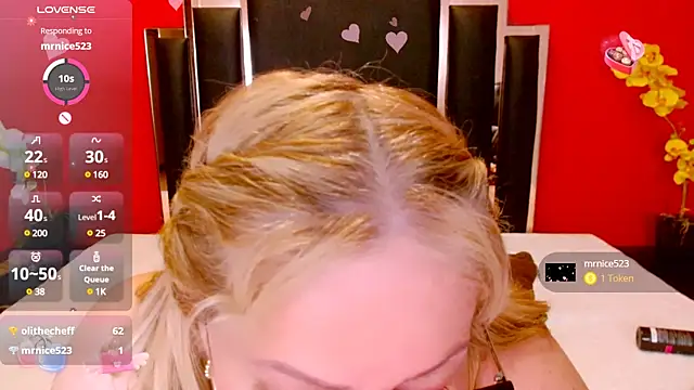 Snapshot of Nayla_Garner chatting on 3, 3, 2025 Nayla Garner online show from 3, 3, 2025