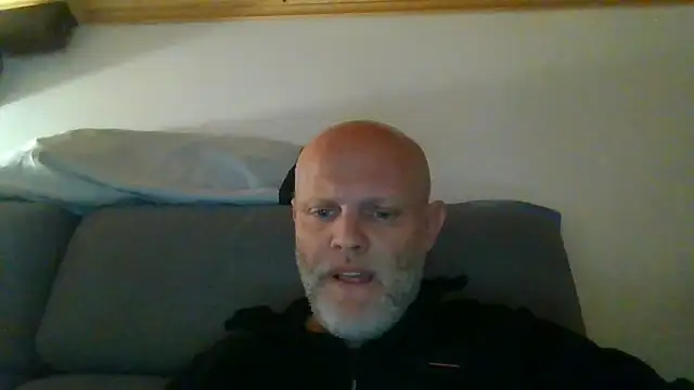 Snapshot of davigochi77bcn chatting on 26, 2, 2026 davigochi77bcn online show from 26, 2, 2026