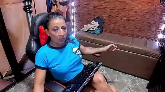 mature sexi40 online show from 18, 1, 2025