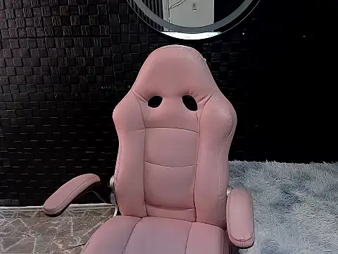 Snapshot of mature_sexi40 chatting on 8, 11, 2025 mature sexi40 online show from 8, 11, 2025