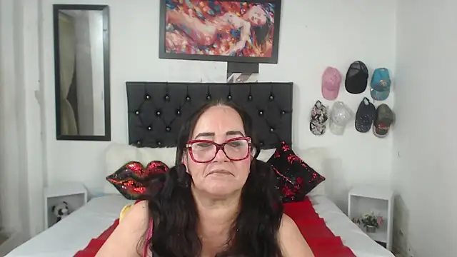 Sweetbigcatt online show from 15, 3, 2025