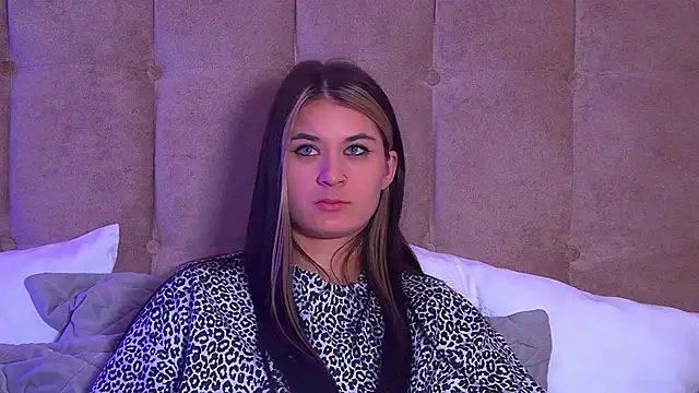 RachelSimpson online show from 21, 2, 2025