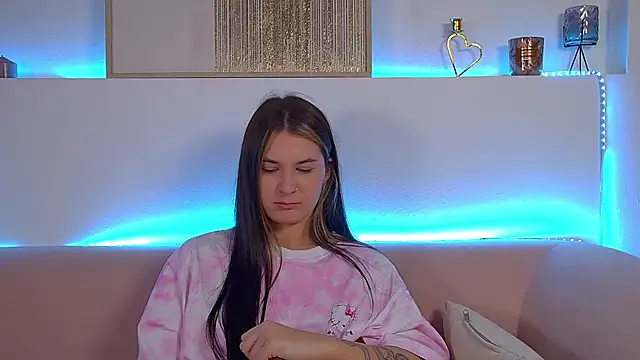 RachelSimpson online show from 6, 3, 2025