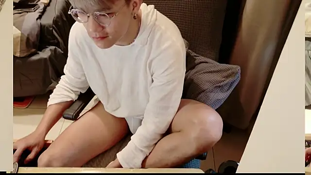 Snapshot of Canto-Dvng chatting on 18, 3, 2025 Canto-Dvng online show from 18, 3, 2025