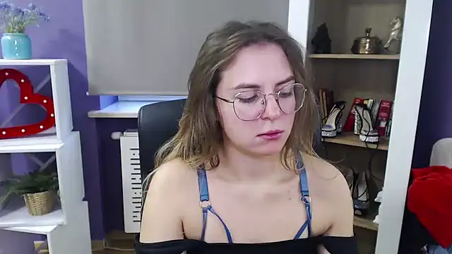 Zoey Erotic online show from 2, 12, 2024