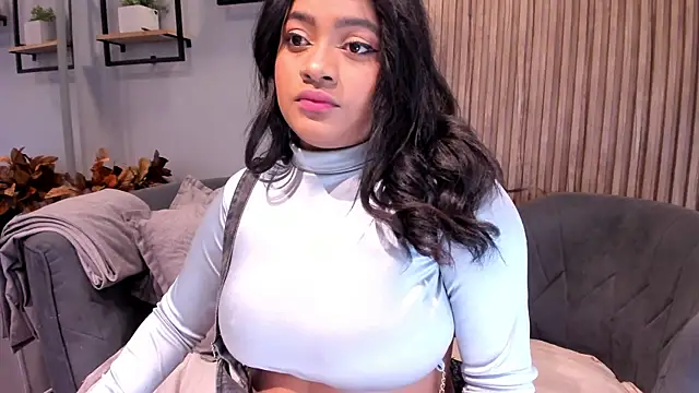 Snapshot of Sariitaa_ chatting on 29, 10, 2025 Sariitaa online show from 29, 10, 2025