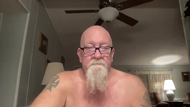 Snapshot of kcbace61760 chatting on 17, 10, 2025 kcbace61760 online show from 17, 10, 2025