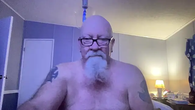 Snapshot of kcbace61760 chatting on 23, 12, 2025 kcbace61760 online show from 23, 12, 2025