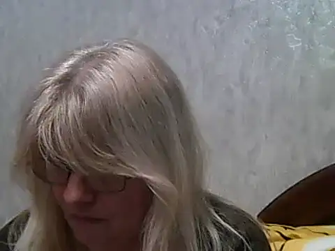 Snapshot of Diana_49 chatting on 5, 2, 2025 Diana 49 online show from 5, 2, 2025