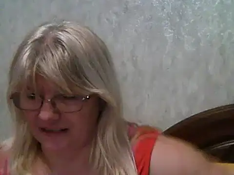 Snapshot of Diana_49 chatting on 6, 2, 2025 Diana 49 online show from 6, 2, 2025