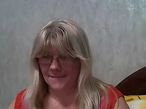 Snapshot of Diana_49 chatting on 6, 2, 2025 Diana 49 online show from 6, 2, 2025