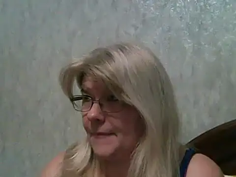 Snapshot of Diana_49 chatting on 10, 2, 2025 Diana 49 online show from 10, 2, 2025