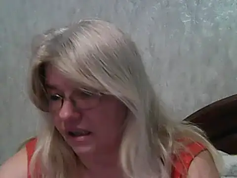 Snapshot of Diana_49 chatting on 19, 2, 2025 Diana 49 online show from 19, 2, 2025