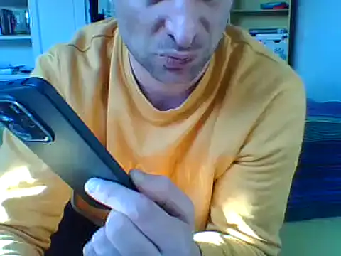 Snapshot of MmaxX004 chatting on 2, 3, 2025 MmaxX004 online show from 2, 3, 2025