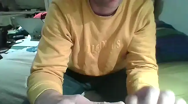 Snapshot of MmaxX004 chatting on 5, 3, 2025 MmaxX004 online show from 5, 3, 2025