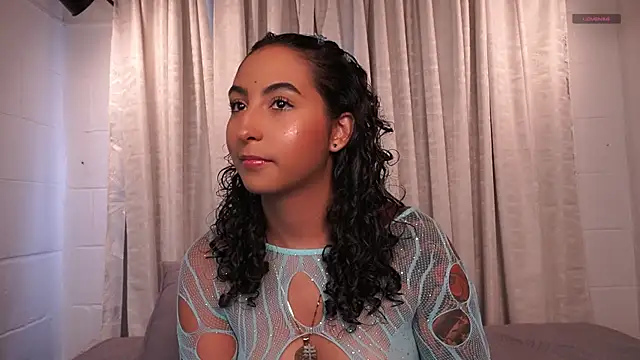 agatha collins  online show from 17, 9, 2025