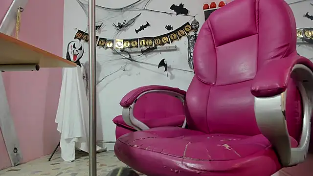 CAMILA--REY online show from 19, 10, 2025