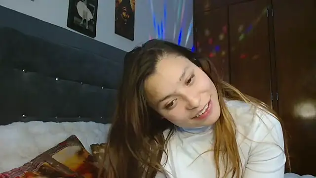 Snapshot of 3littleschoolteens chatting on 8, 1, 2026 3littleschoolteens online show from 8, 1, 2026