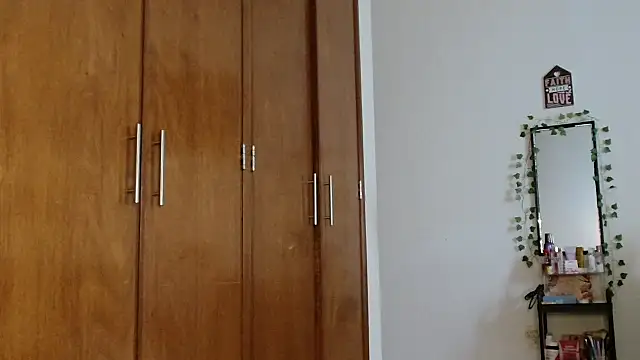 Snapshot of 3littleschoolteens chatting on 16, 1, 2026 3littleschoolteens online show from 16, 1, 2026