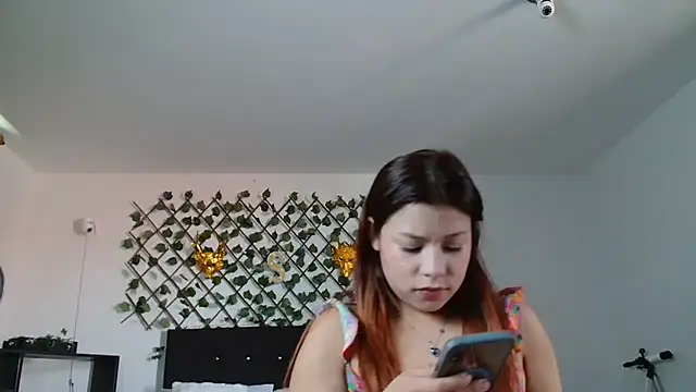 Snapshot of 3littleschoolteens chatting on 11, 2, 2026 3littleschoolteens online show from 11, 2, 2026