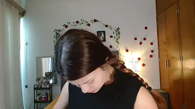 Snapshot of 3littleschoolteens chatting on 23, 2, 2026 3littleschoolteens online show from 23, 2, 2026