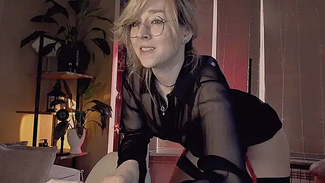 5 in one online show from 22, 2, 2025