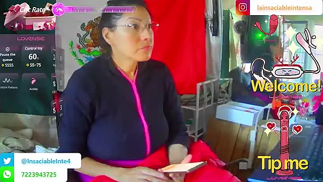 LaInsaciableIntensa online show from 5, 3, 2025