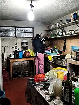 LaInsaciableIntensa online show from 20, 12, 2025