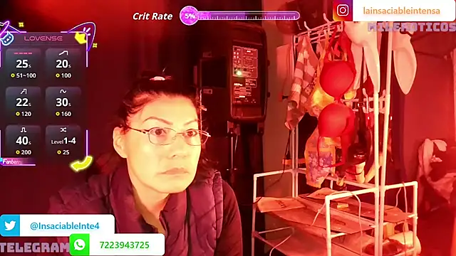 LaInsaciableIntensa online show from 16, 4, 2026