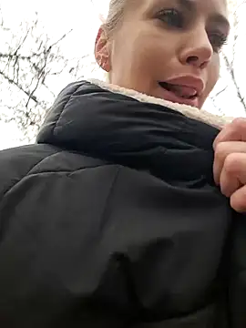 Keli Jessi online show from 3, 1, 2025